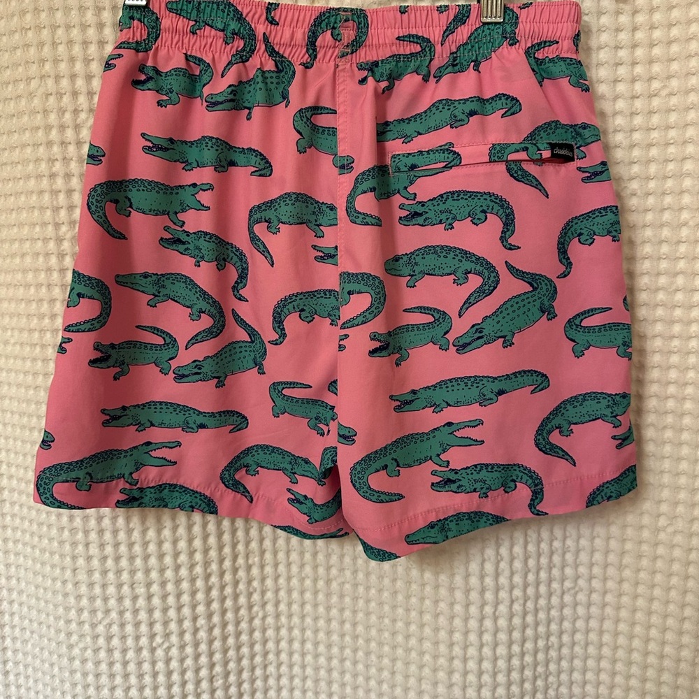 Chubbies Pink Swim Trunks with Alligator Print 5.5 length - Picture 3 of 4